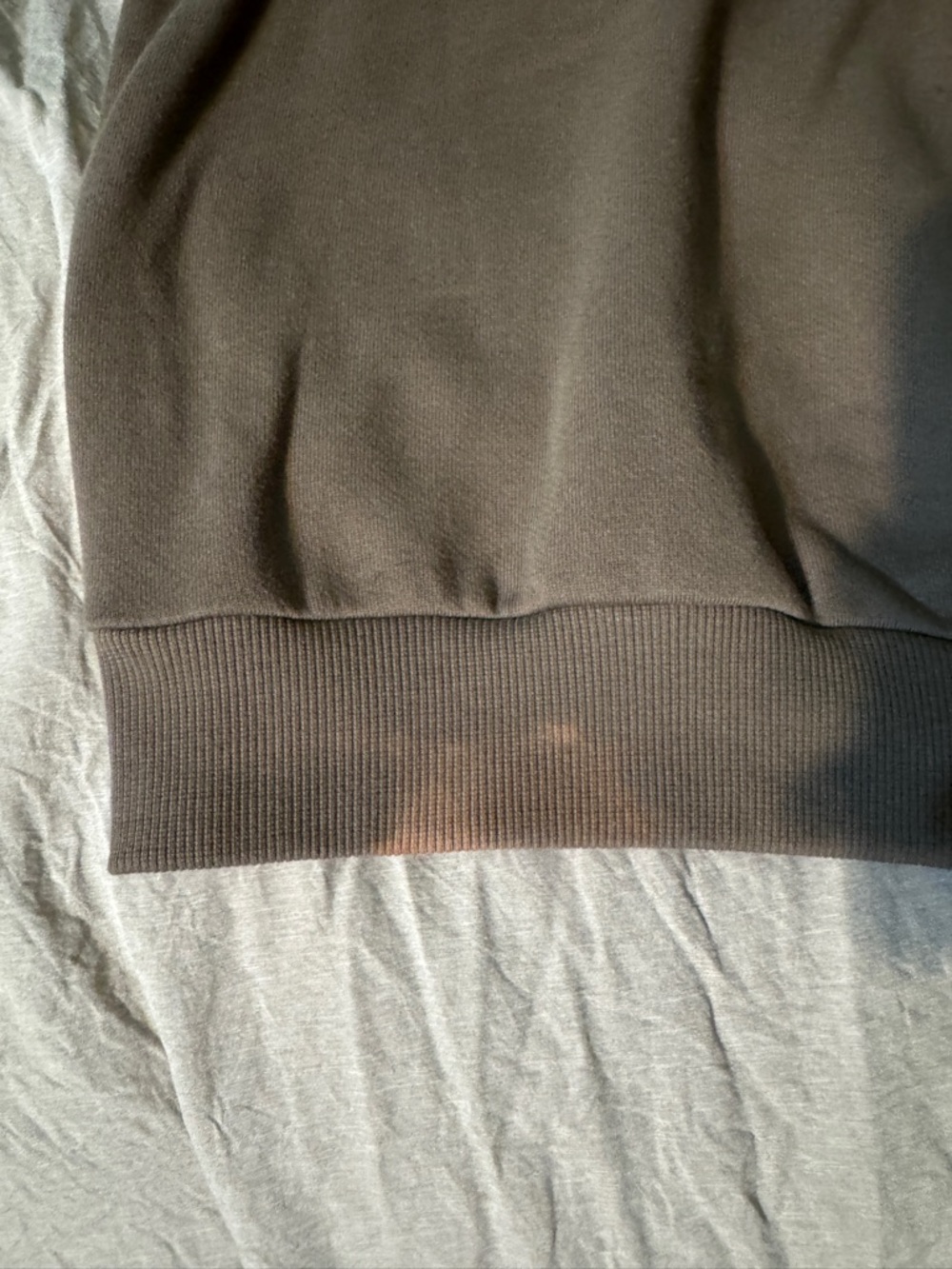 Alo Accolade Olive Tree Sweat Set - Picture 5 of 9